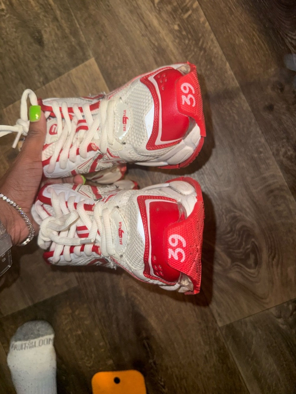Balenciaga White and Red Chunky Retro Sneakers - Picture 2 of 5